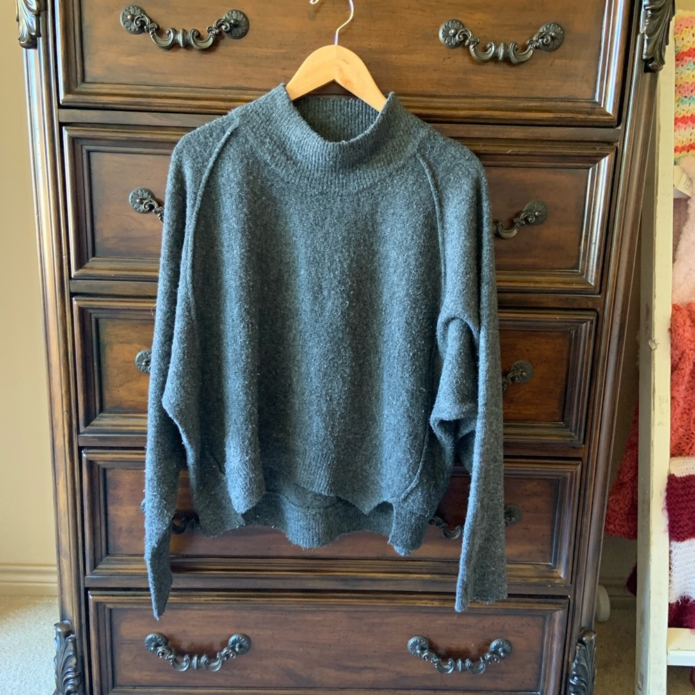 Melrose and market - medium grey sweater
